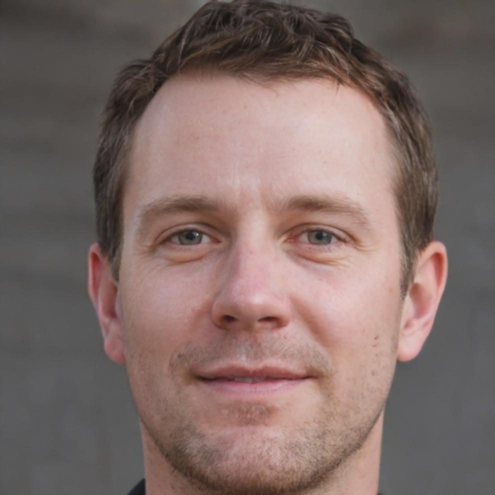 Bintang Wicaksono, mentor program psikologi trading dengan pengalaman lebih dari 8 tahun